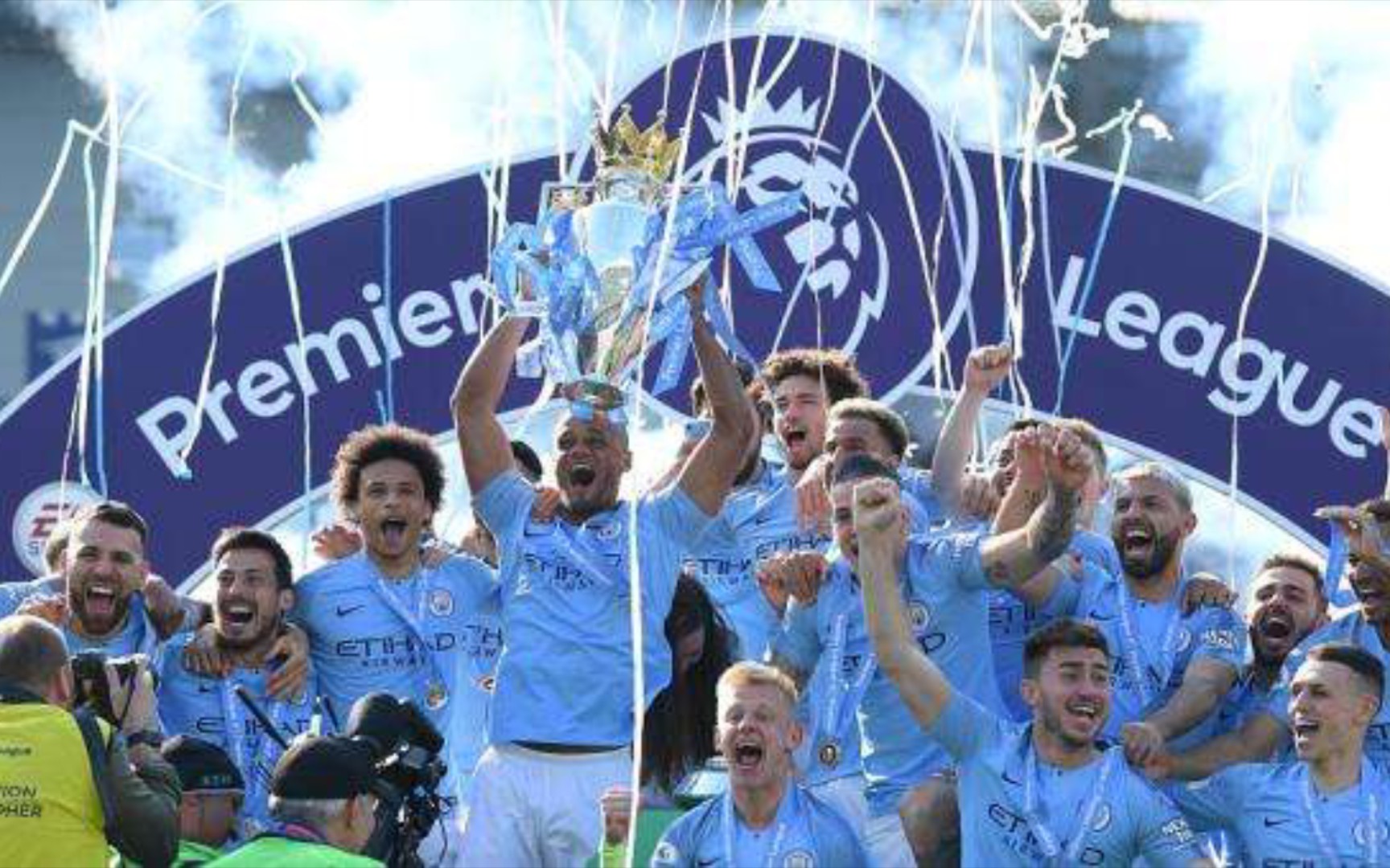 中的表现有 中的表现有